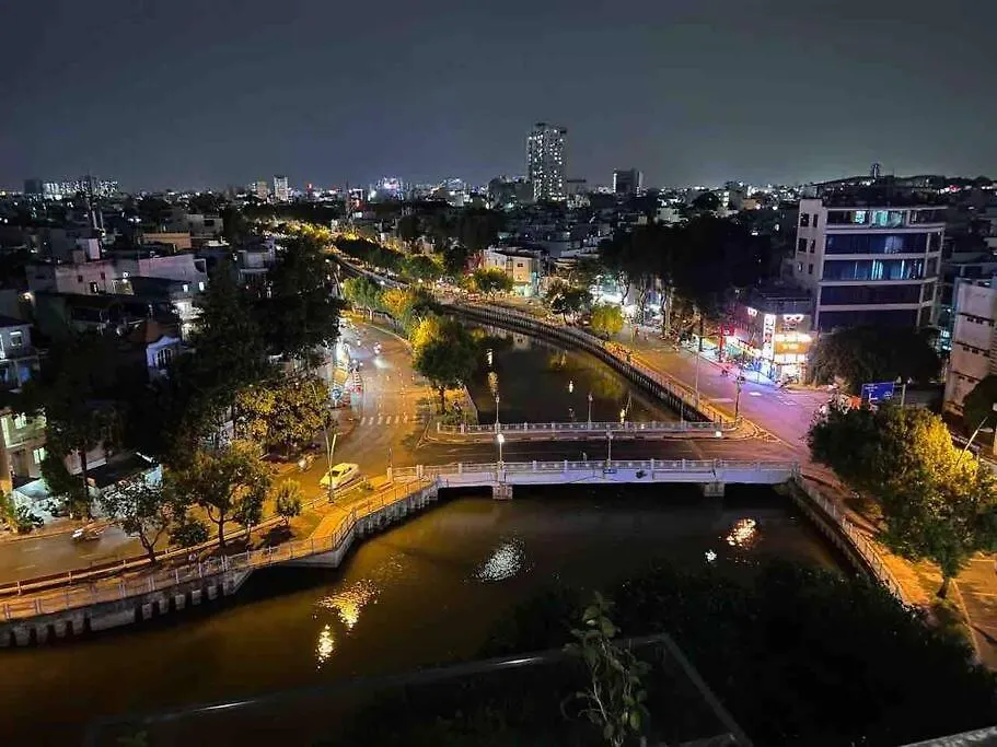 Riversidehome Nearairport/Netflix/Chill/Terrace Ho Chi Minh Apartament