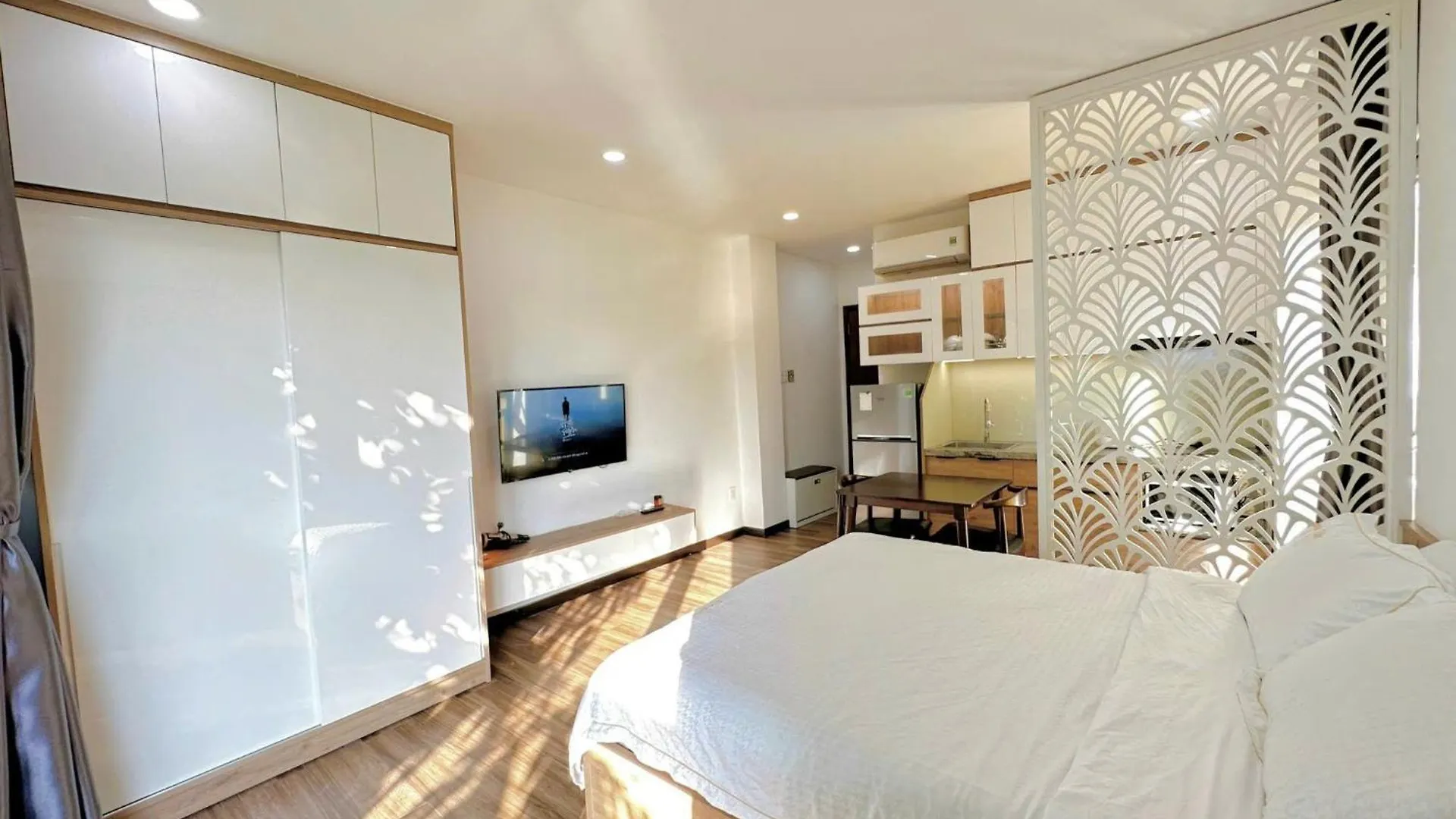 Apartment Riversidehome Nearairport/Netflix/Chill/Terrace Ho Chi Minh City Vietnam