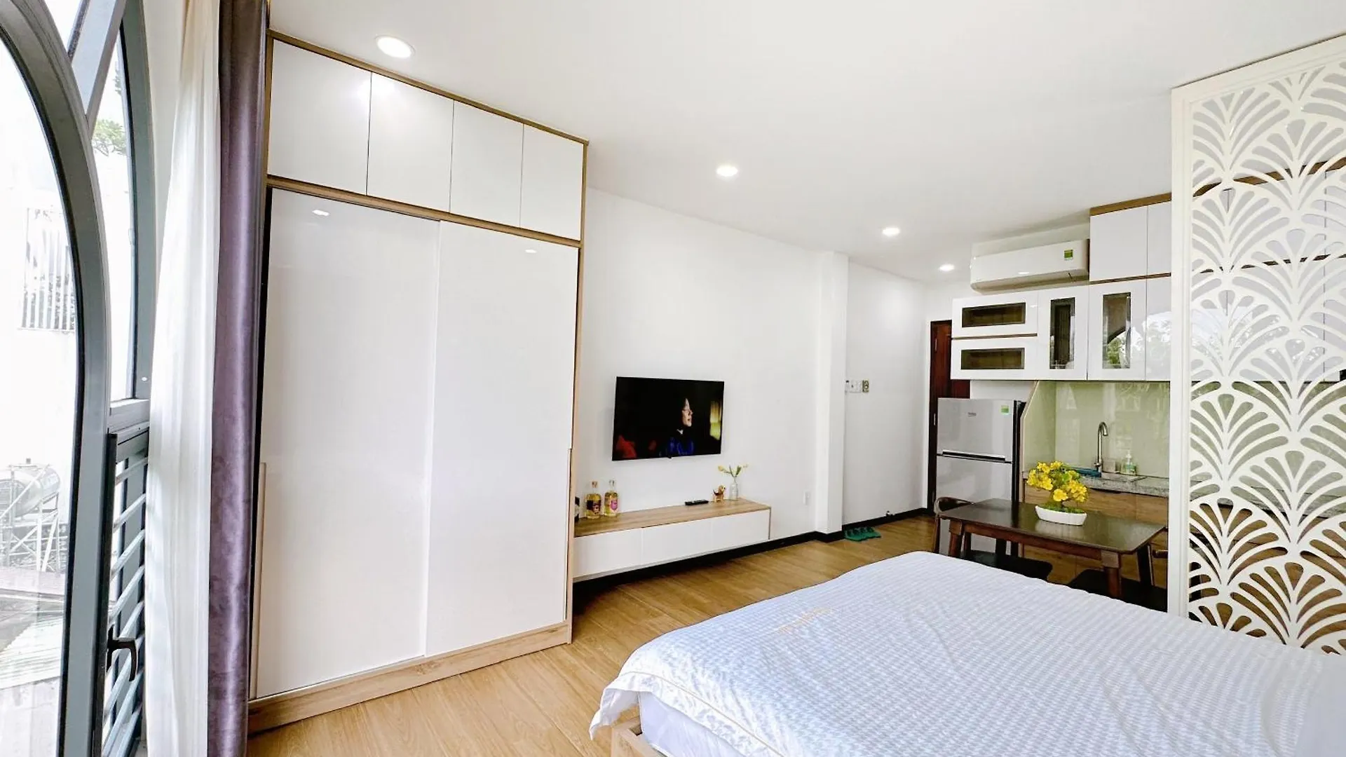 Riversidehome Nearairport/Netflix/Chill/Terrace Ho Chi Minh City Apartment