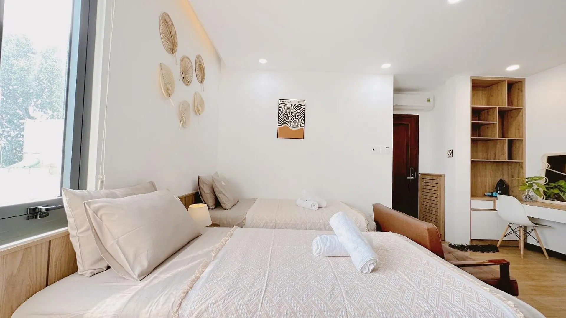 Riversidehome Nearairport/Netflix/Chill/Terrace Ho Chi Minh City