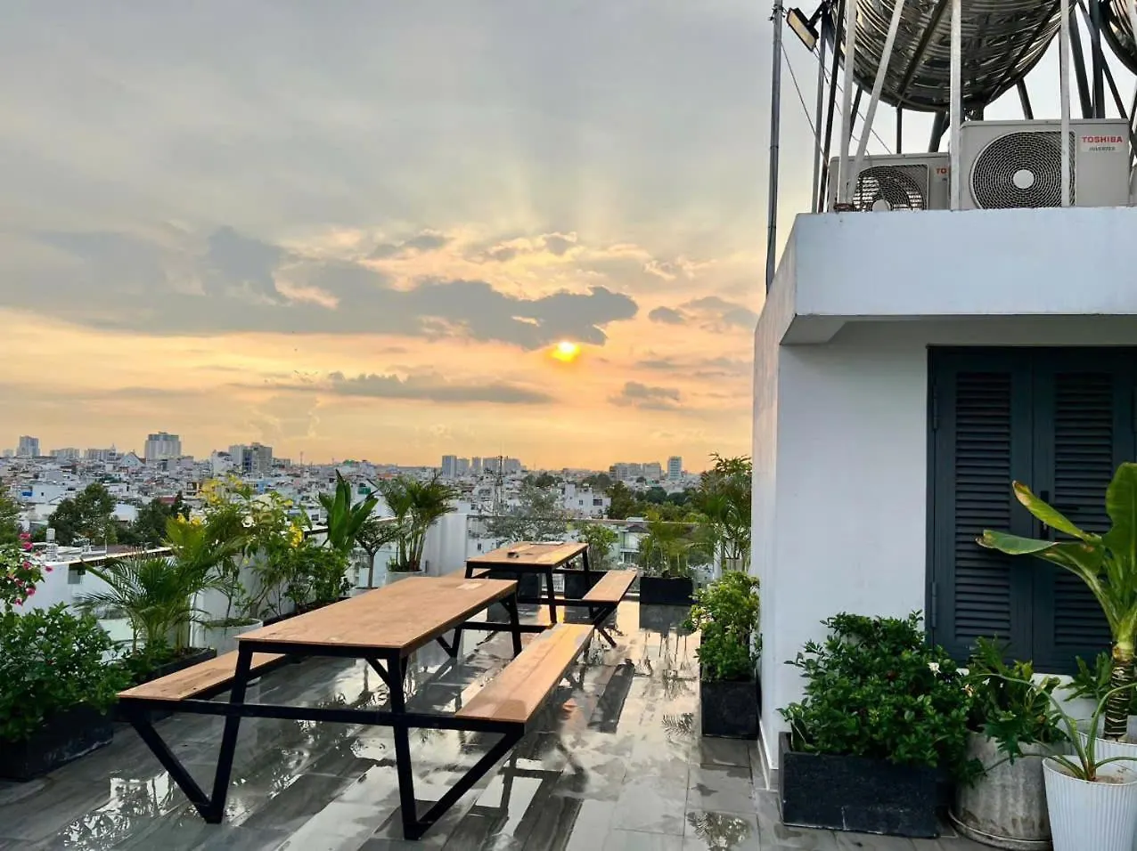 Apartment Riversidehome Nearairport/Netflix/Chill/Terrace Ho Chi Minh City Vietnam