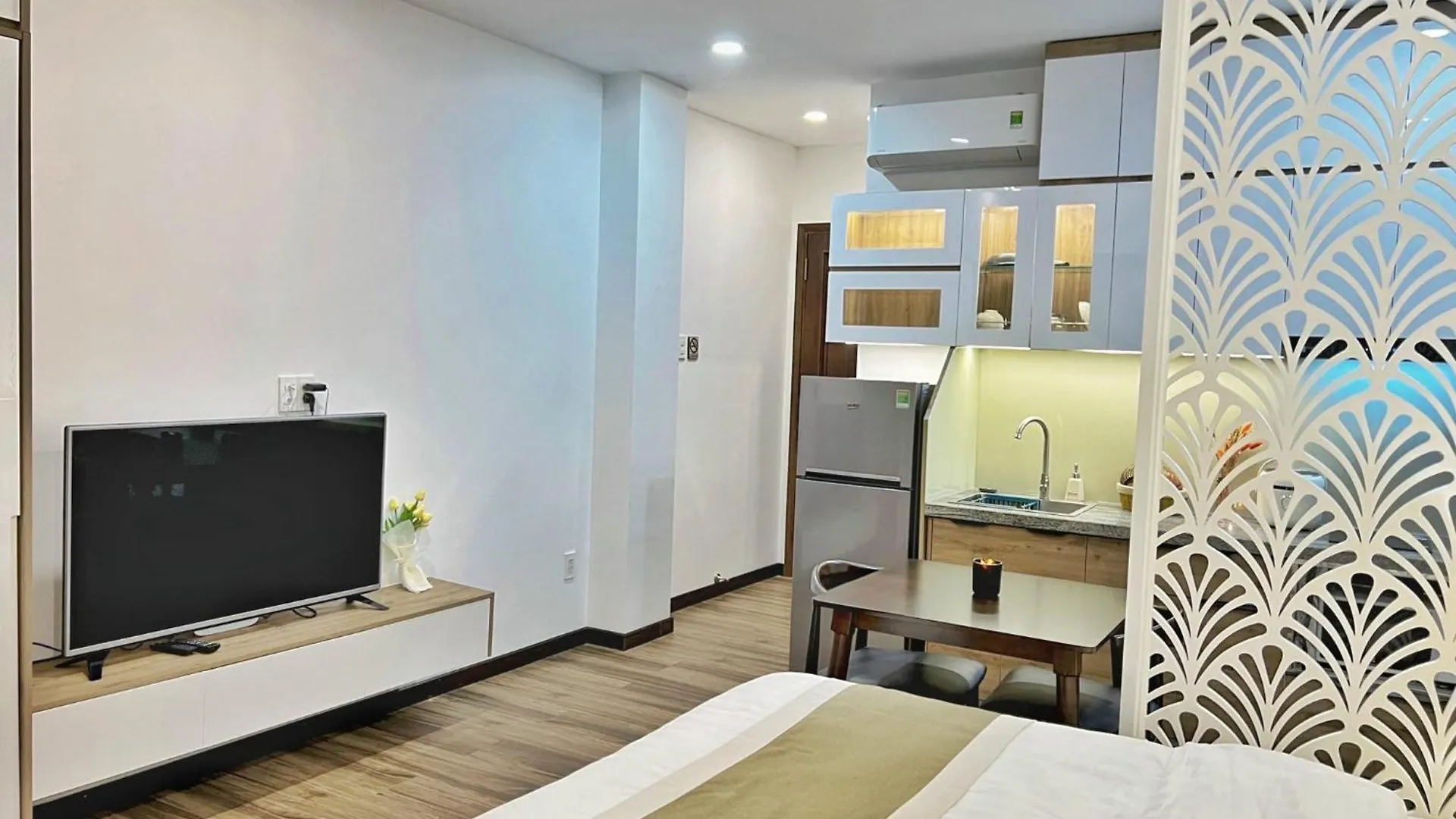 Riversidehome Nearairport/Netflix/Chill/Terrace Ho Chi Minh City Apartment